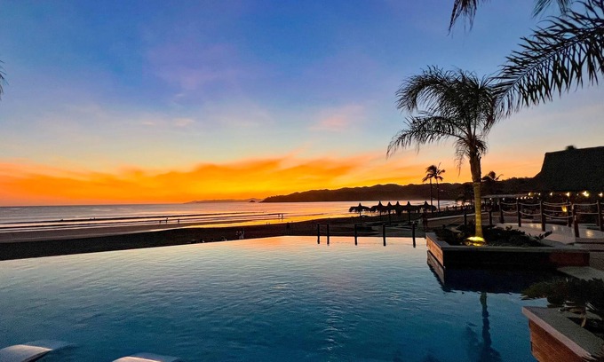 Las Escobas del Venado Apartment | Amazing Blue Venao, Unique & Cozy 2BR Condo — 3 min from the beach!