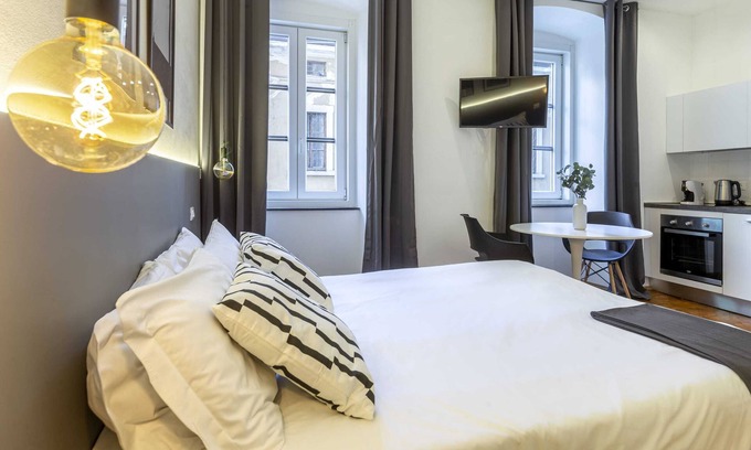 Trieste City Centre Apartment | Amazing Studio in the City Center ★ Fast Wifi