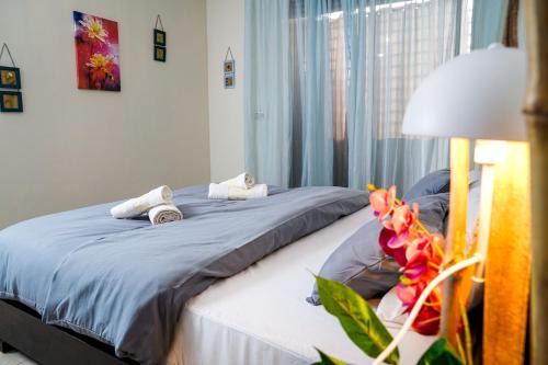 Cite Al Mohammadi Apartment | Amazing Stylish Apt with Pool
