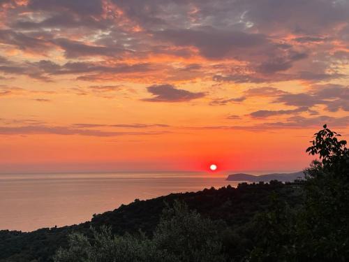 Piqeras Apartment | Amazing View Apartments at Kroi i Gjine, Piqeras