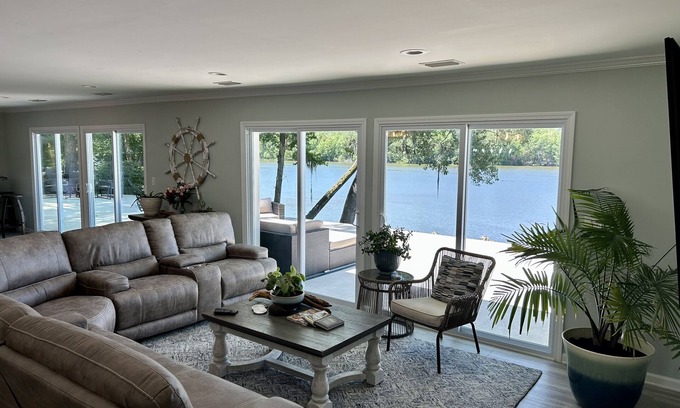 Camden House | Amazing Views inside & out, just miles from town!