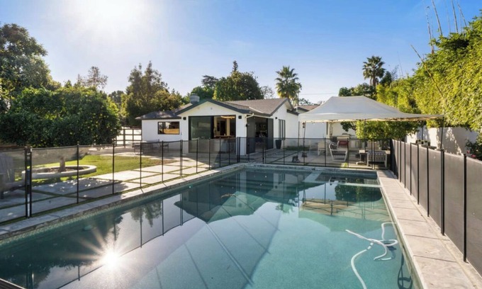 Tarzana House | Amazing Villa in the heart of Tarzana
