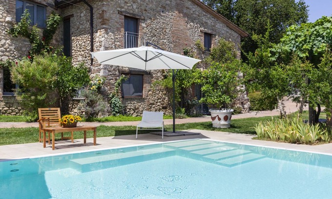 Montecampano Villa | Amelia farmhouse: stone villa with swimming pool and amazing views