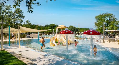 Mareda Resort | Aminess Planet Camping Holiday Homes Maravea