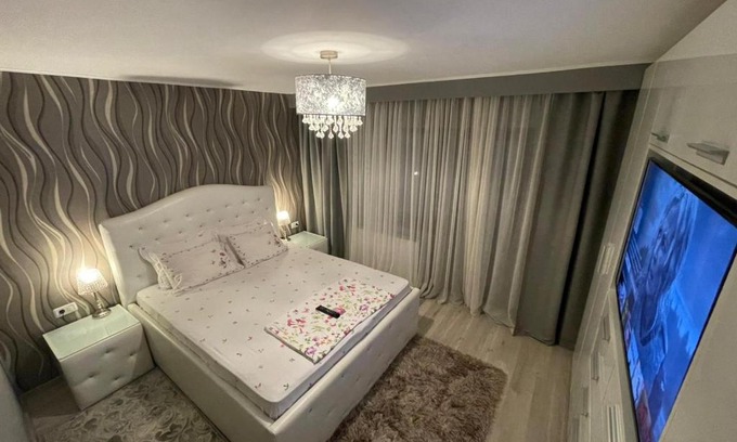 Targoviste Apartment | Amira