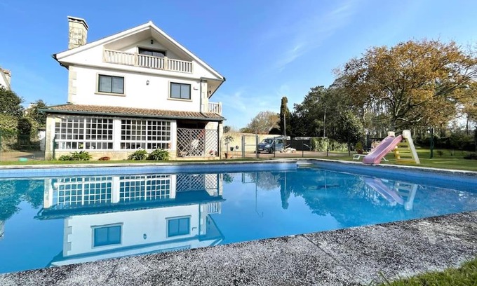 Tomino House | Amplia casa familiar