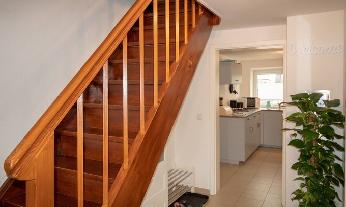 Schwabmuenchen House | An entire house - quiet holiday home for tourists and mechanics