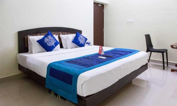 Nanganallur Hotel | AN STAYS Chennai Airport
