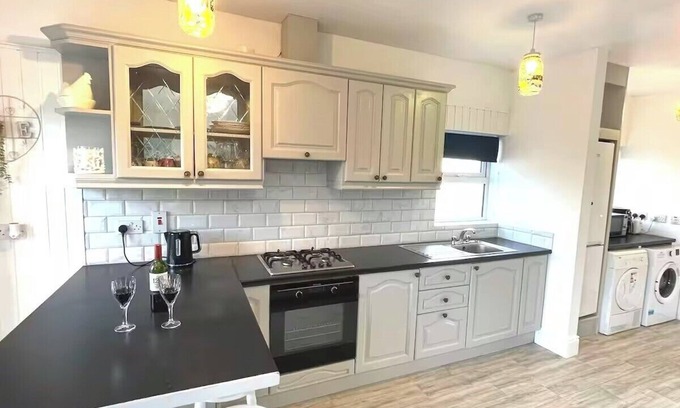 Tramore Cabin | An Teach Beag - Dunmore East