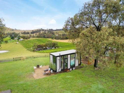 Dixons Creek House | An Unforgettable View by Tiny Away