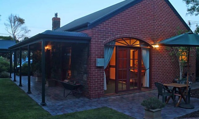 Port Willunga Bed & Breakfast | Anchor Cottage Seaside Luxury Spa B&B