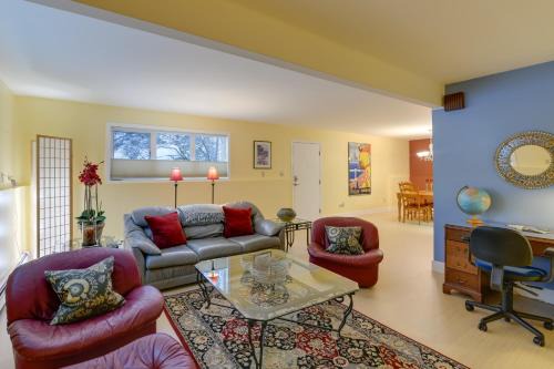 Turnagain Apartment | Anchorage Vacation Rental Near Coastal Trail!