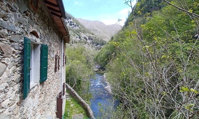 Casoli House | ANCIENT HOUSE ON THE RIVER