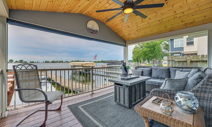 Belmond Cottage | Angler's Cottage on Lake Cornelia: Pets Welcome!