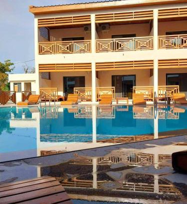 Morondava Hotel | ANNEXE VEZO BEACH Hotel