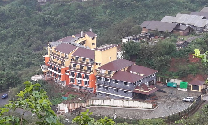 Lavasa Hotel | Antariksh Retreat
