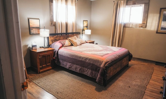 Grant County Other | Antelope Creek Farm House located on the prairie and in the country