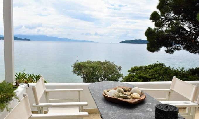Achladies Apartment | Anthi's Villa Summary
