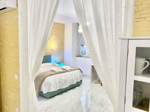 Vibo Valentia Apartment | Antica Dimora-luxury historic apartment
