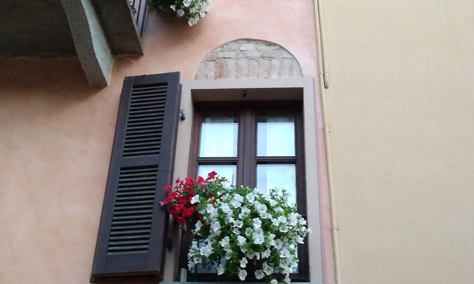 La Morra House | Antica Dimora stay in Langa like at home