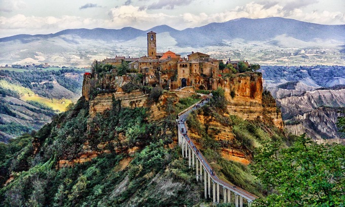 Celleno House | Antico Fienile, holiday home