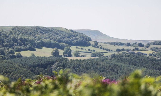 Kirkbymoorside House | ANVIL COTTAGE, pet friendly in Kirkbymoorside