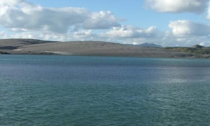 Kawhia House | Aotea Retreat. Stunning Harbourside beach front.
