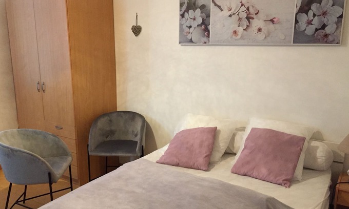 Bagnoles-de-l'Orne Apartment | Appartement Cosy Pour Court ou Long Séjour