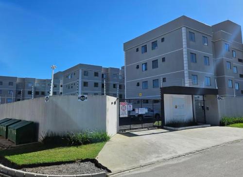 Alexandra Apartment | Ap Studio Amplo e Arejado, com Internet rápida, Fácil acesso ao centro e Porto de Paranaguá