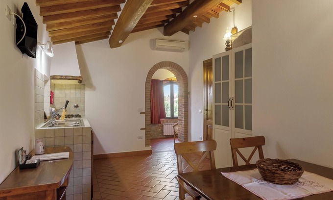 Mercatale Val di Pesa Apartment | Apartment 'Gallo Flat' with Mountain View, Wi-Fi and Air Conditioning
