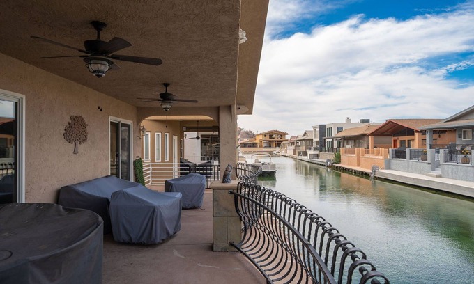 Parker Dam House | Apache Fyre, Canal Front Dock, Moovlaya Keys