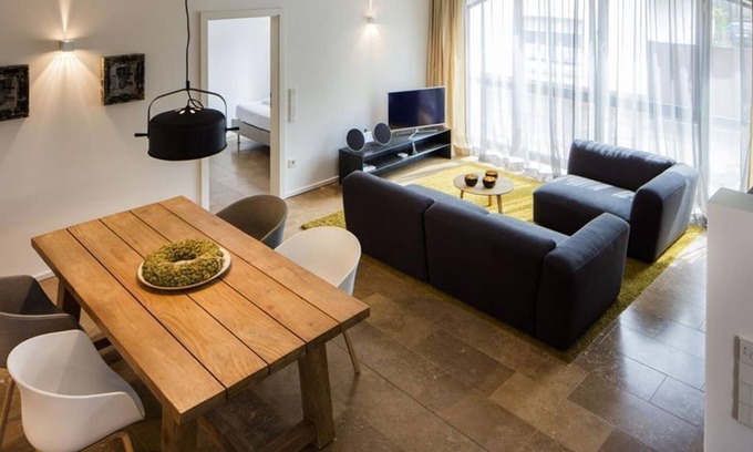 Gimmeldingen Apartment | Apartment Hochparterre - Loblocher Hof