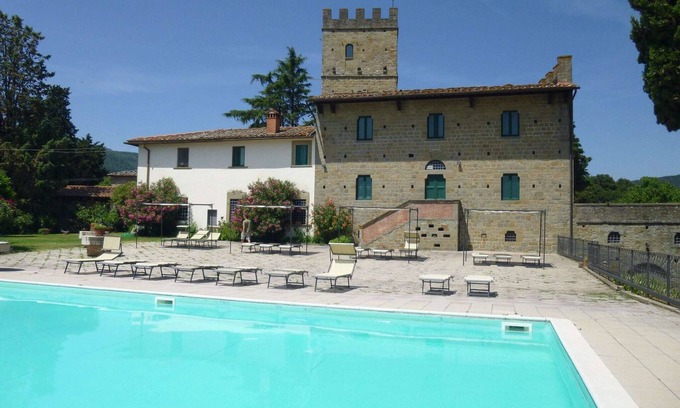Figline e Incisa Valdarno Apartment | Apartment in Italy for a Perfect Getaway