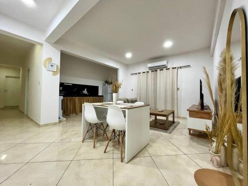 Mariano Roque Alonso Apartment | Apartamento cerca del Aeropuerto