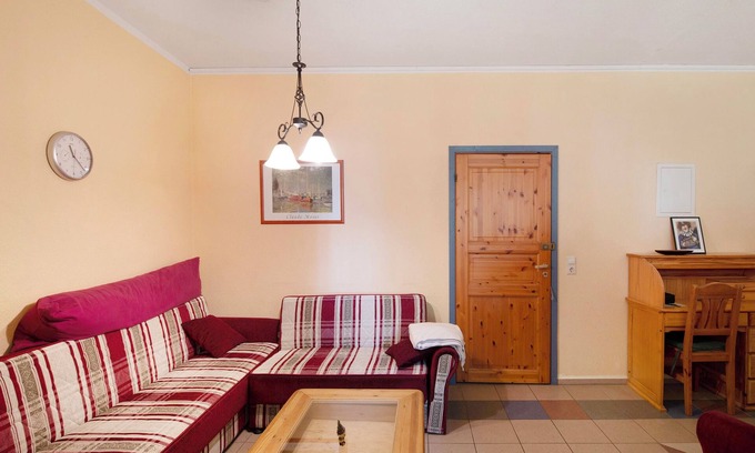 Feldberger Seenlandschaft Apartment | Apartment 'Ferienwohnung Zander' with Wi-Fi