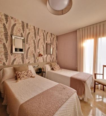 Castejon de Monegros Apartment | Apartahotel La Chipranera