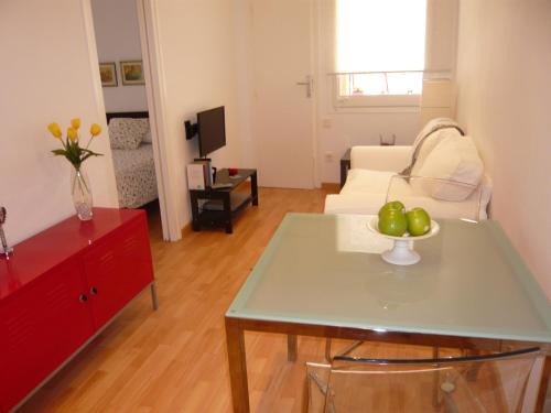 La Maternitat i Sant Ramon Apartment | Apartament Conde Güell