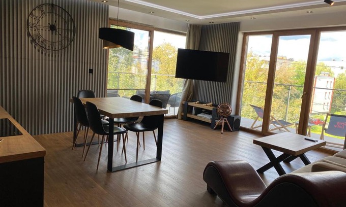 Czeladz Apartment | Apartament Grey Love w Czeladzi, FV, 8km do Katowic
