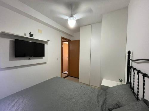 Pium Apartment | apartamento aconchegante - condomínio mirantes caminho do mar
