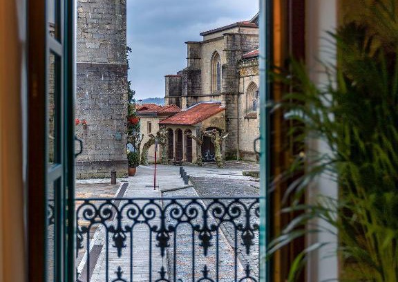 Hondarribia Historic Center Apartment | Apartamento Carlos V