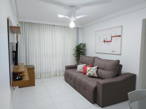 Centro Apartment | Apartamento com vista para o mar na Enseada Azul