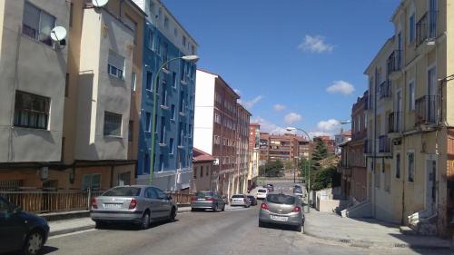 Burgos Apartment | Apartamento Los Colonia