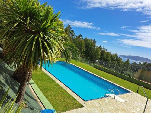 Sardinero Apartment | APARTAMENTO PLAYA DE ESTORDE - Piscina y playa en el corazon da Costa da Morte