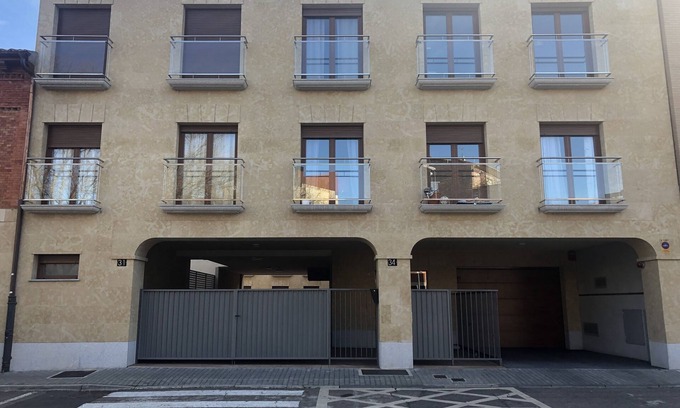 Arrabal Apartment | Apartamento turistico Puente Romano P4 1-B