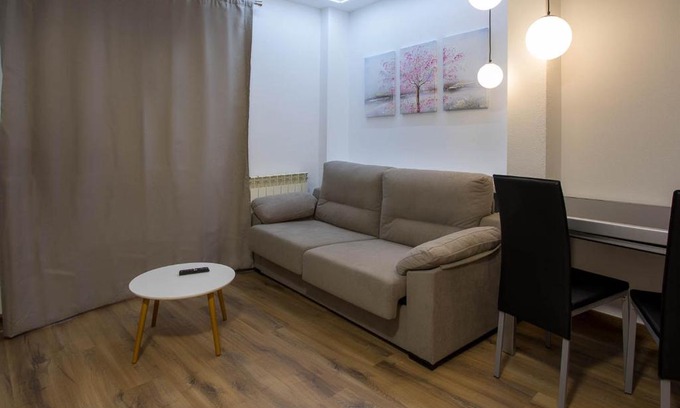 La Magdalena Apartment | Apartamentos El Pilar