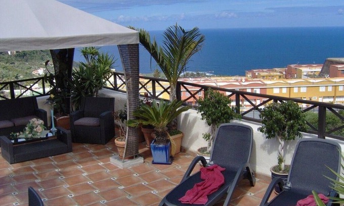 El Guincho Apartment | Apartamentos Monasterio de San Antonio - Günstiges Apartment zur Straße