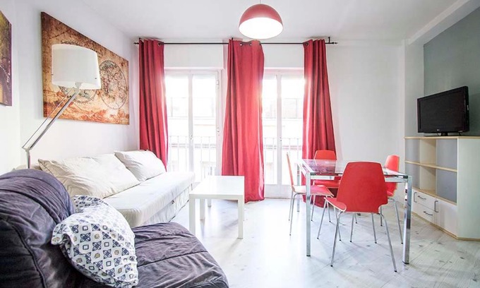 Cuatro Caminos Apartment | Apartamentos Goyescas Deco