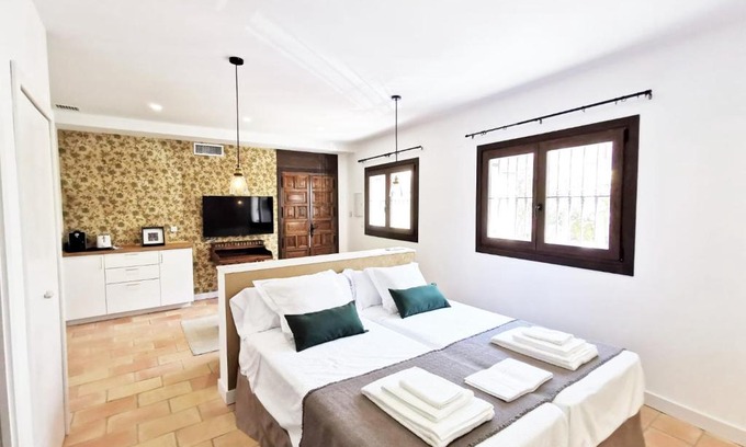 Ubeda Apartment | Apartamentos Tres Llaves Palacio de Vela de los Cobos