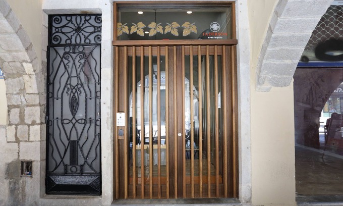 Old Town Apartment | Apartaments Plaça del Vi