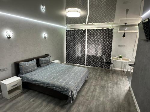Krivoy Rog Apartment | ApartCenter Студия VIP в центре, Соцгород, Соборности
